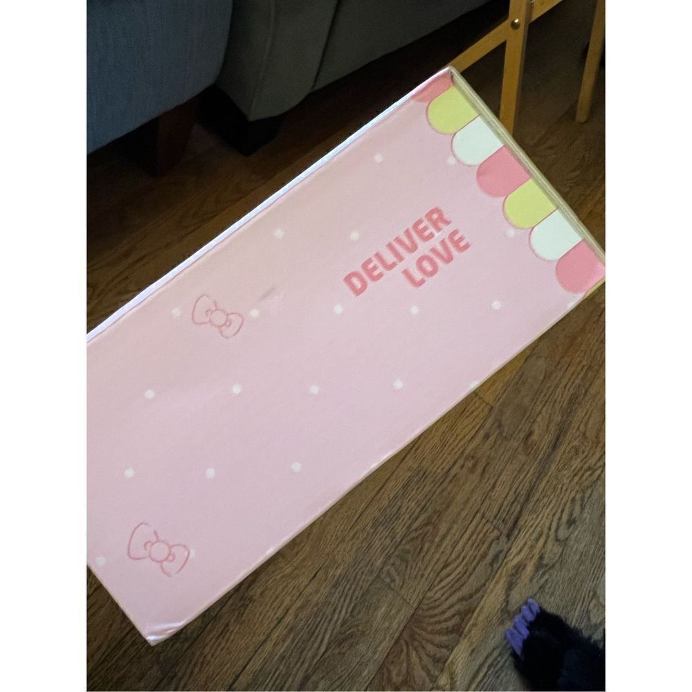 Sanrio Hello Kitty Bank/Nightlight - Picture 8 of 10